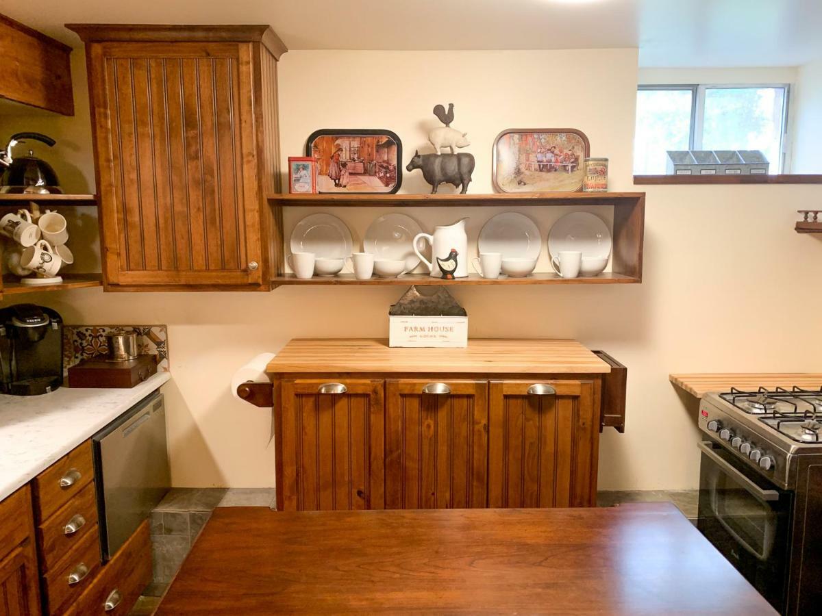 Guest Suite At The Red House Basement Attached With Private Entrance Salt Lake City Exterior photo
