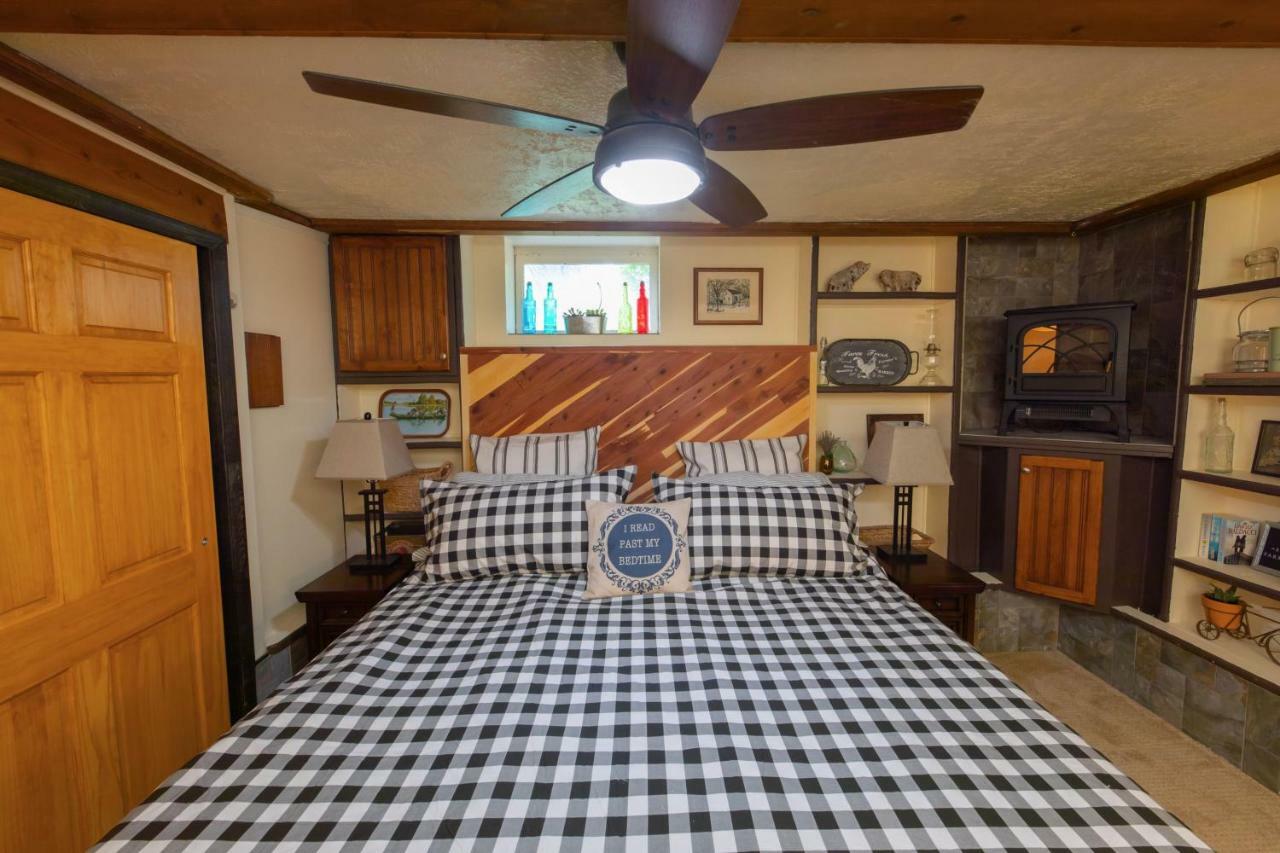 Guest Suite At The Red House Basement Attached With Private Entrance Salt Lake City Exterior photo