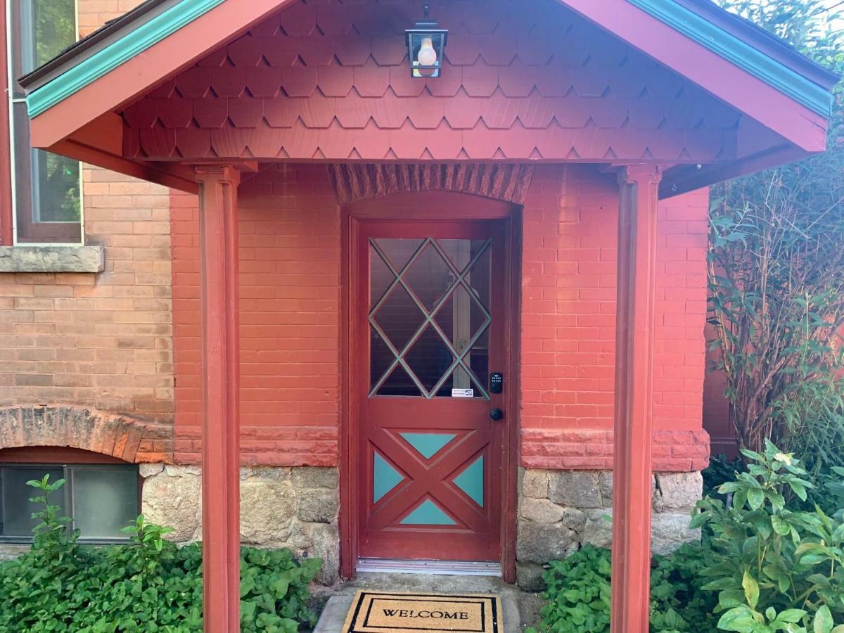 Guest Suite At The Red House Basement Attached With Private Entrance Salt Lake City Exterior photo